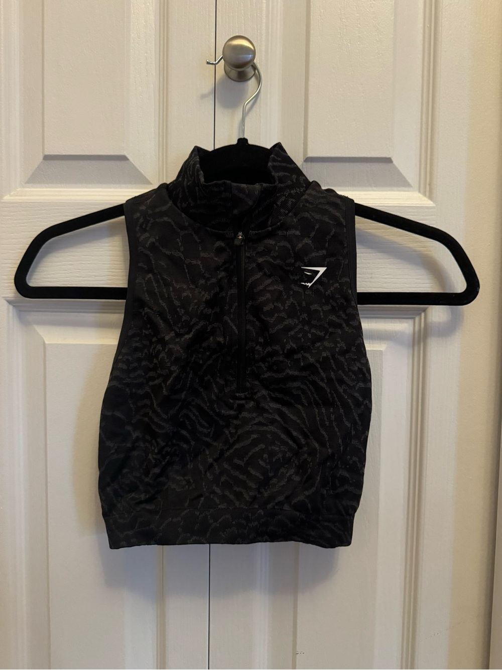 Gymshark Black & Dark Gray Patterned Quarter-Zip Crop Top